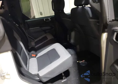 2025 Ford Bronco Big Bend from USA, damaged, VIN 1FMDE7BH8SLB09107